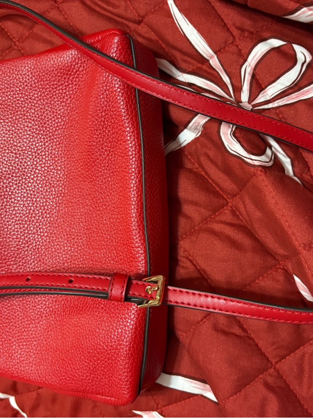 Michael Kors Bright Red Trisha with Gold Hardware - Picture 3 of 4
